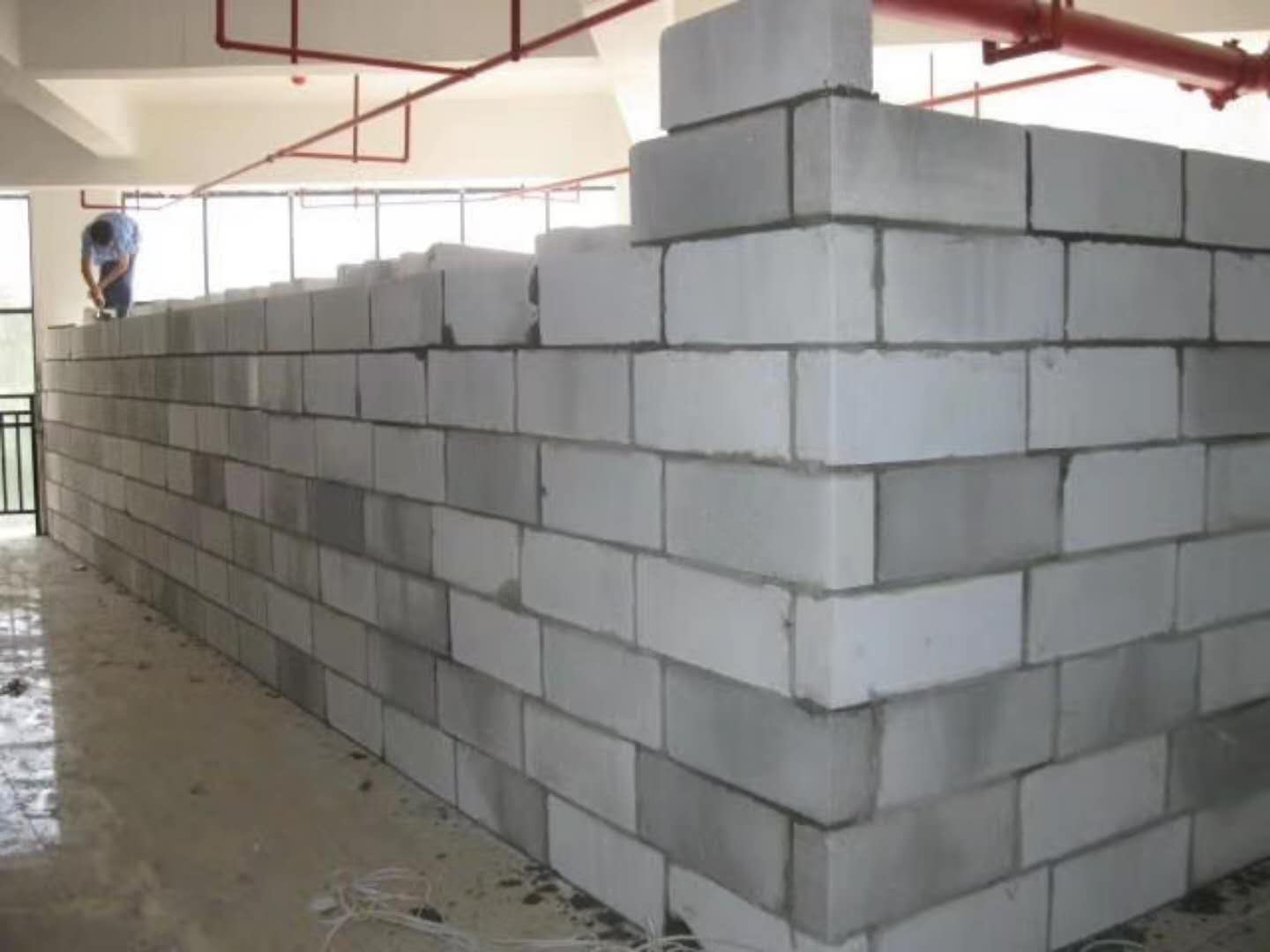 临颍蒸压加气混凝土砌块承重墙静力和抗震性能的研究